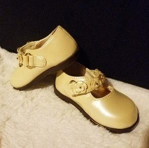 Girls toddler /baby shoes